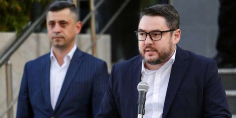 Percheziții “în manieră NKVD” în casele membrilor și simpatizanților partidului “Șansă”