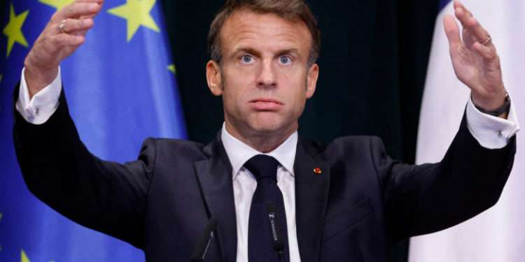 Emmanuel Macron avertizează că „terorismul islamist” crește în Europa și că toate statele sunt în pericol