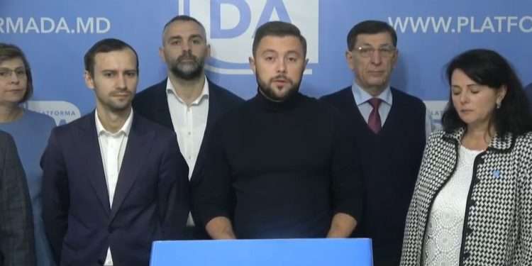 Platforma DA, apel către partidele pro-europene: „Să ne așezăm la masa negocierilor, suntem deschiși tuturor” | VIDEO