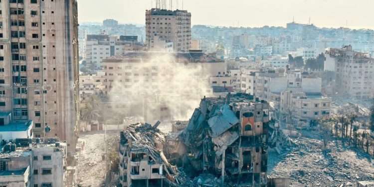 Războiul Israel-Hamas: Statul evreu a atacat 320 de ținte din Fâșia Gaza în numai 24 de ore | VIDEO