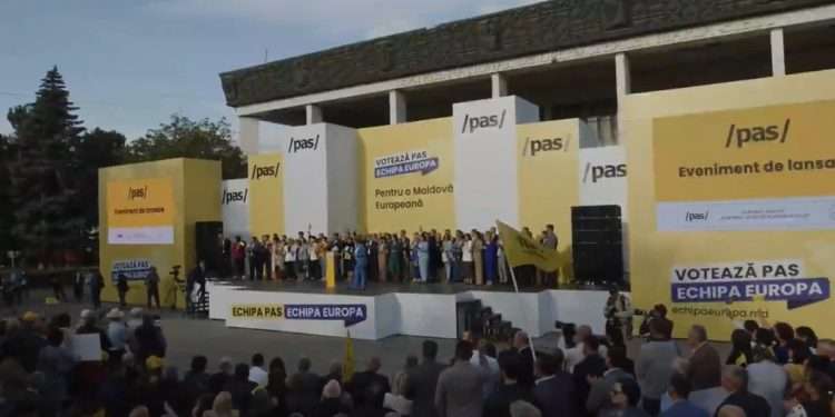 PAS s-a lansat în campania electorală pentru alegerile locale generale. Printre participanții la evenimentul organizat în scuarul Teatrului de Operă și Balet „Maria Bieșu”, au fost Igor Grosu și Dorin Recean | VIDEO