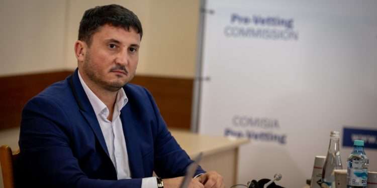 Un membru al Comisiei de Pre-vetting a demisionat, calificând sistemul de verificare a judecătorilor și procurorilor „un absurd juridic”. Acesta s-a referit și la recentul scandal în jurul lui Iulian Muntean | VIDEO