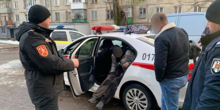В столице задержали несовершеннолетнего с запрещенными веществами