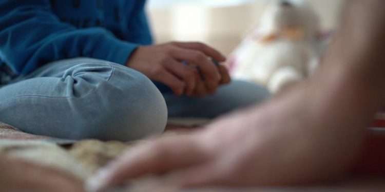 В Молдове мужчину приговорили к 13 годам тюрьмы за насилие над 11-летней падчерицей