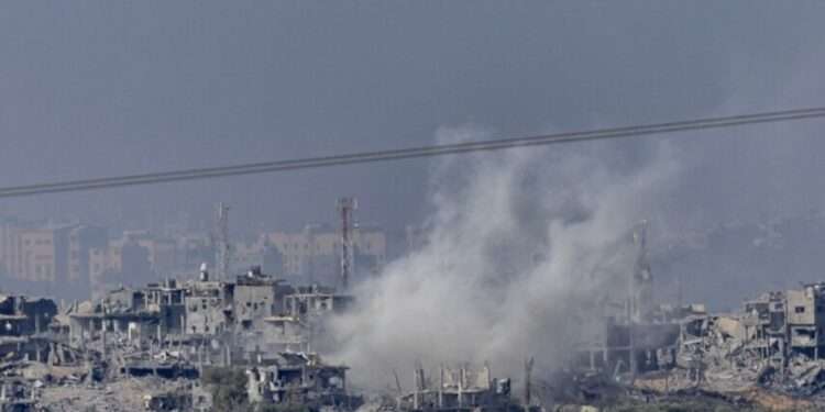 ВОЗ заявила, что израильские военные заблокировали крупнейшую больницу Газы. В ЦАХАЛ это отрицают