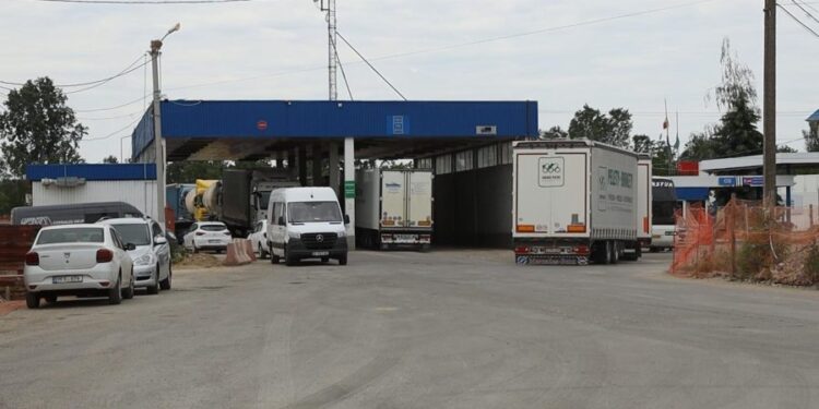 Для оптимизации дорожного движения: КПП Скулень расширят