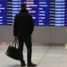 В московских аэропортах задерживают более 20 рейсов, шесть отменены