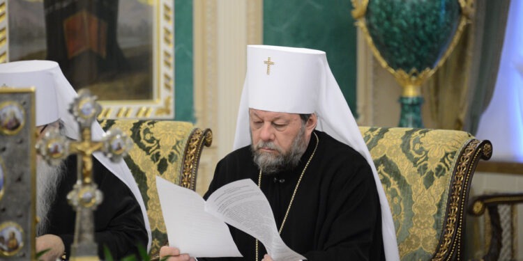 Mitropolitul Vladimir ar fi fost declarat persona non grata în Ucraina: Interdicția s-ar fi impus din cauza că ierarhul este membru al sinodului bisericii ruse | VIDEO