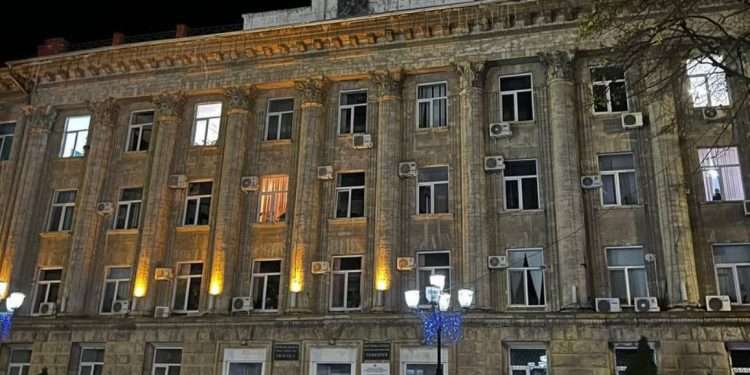 В Бельцах хотят снять с выборов Арину Коршикову: Запрос о снятии поступил от нынешнего примара муниципия, Николая Григоришина