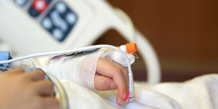 O copilă de 14 ani a murit intoxicată: Adolescenta a ajuns cu Aviasan de la Sîngerei la Chișinău. Ce spun oamenii legii | VIDEO