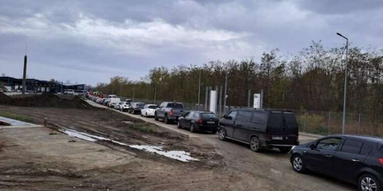 Atenție, călători: Trafic intensiv la vama Sculeni