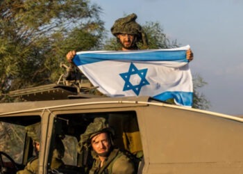 Израиль и ХАМАС договорились о продлении перемирия на два дня. Боевики отпустят еще 20 заложников