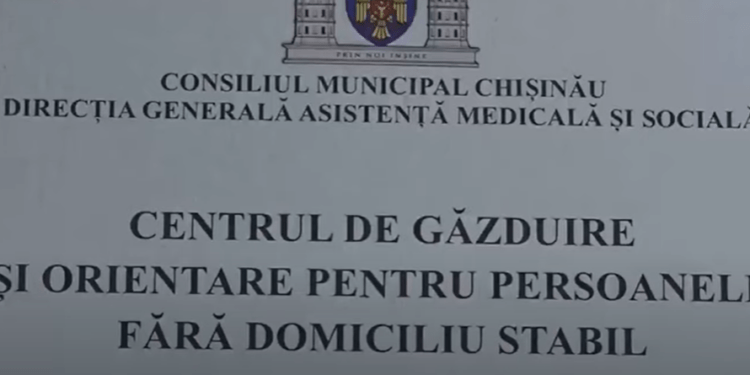 Numărul rezidenților centrului pentru persoanele fără adăpost din Chișinău, în creștere: În zilele friguroase, acolo merg oameni de diferite vârste și cu povești de viață diferite | VIDEO