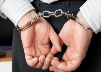 Magistrata Valentina Garabagiu, plasată pentru 30 de zile în arest preventiv: Aceasta este acuzată de trafic de influență și corupere pasivă | VIDEO