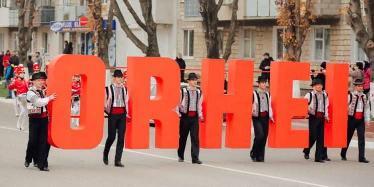 Orașul Orhei îmbracă straie de sărbătoare. Un concert de zile mari cu artiști moldoveni și internaționali și multe alte surprize sunt pregătite de Hramul Orașului | VIDEO