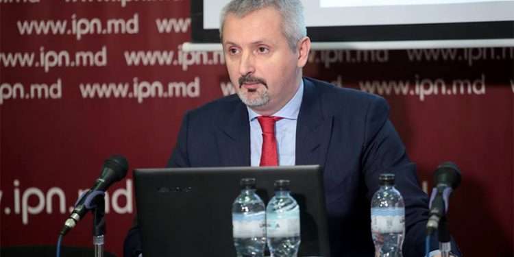 Sociologul Doru Petruți, despre rezultatul alegerilor: Un eșec usturător al partidului PAS, partid care controlează toată verticala | VIDEO