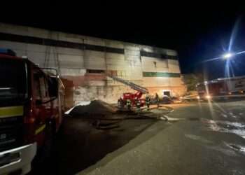 Noi detalii de la incendiul la o fostă fabrică de cărămidă din Bălți: Pompierii oferă cauza preliminară a izbucnirii arderii | VIDEO