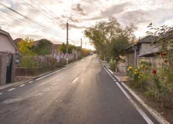 Toate drumurile din cartierul Lupoaica a municipiului Orhei, complet asfaltate: Etapa finală a fost renovarea străzii Fiodor Troșceanschi. Cu această ocazie, oamenii au și creat o poezie | VIDEO