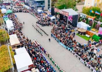 Festivalul Vinului „Gagauz şarap yortusu”, sărbătorit în Găgăuzia. Evghenia Guțul: „Împreună ne vom păstra tradițiile, bucătăria noastră unică și obiceiurile noastre, limba noastră găgăuză” | VIDEO