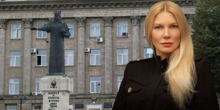 Arina Corșicova, după refuzul Judecătoriei Bălți de a o restabili în cursa electorală: „Este doar primul pas, iar noi mergem mai departe”. Avocatul acesteia spune că decizia va fi atacată la Curtea de Apel | VIDEO