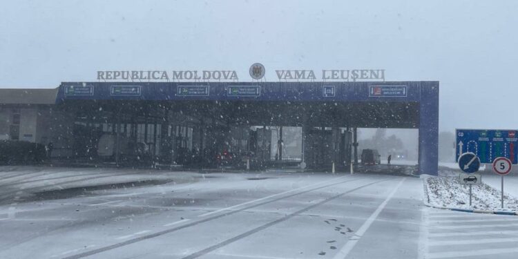 Situația în punctele de trecere a frontierei de stat: Postul vamal de tip debarcader ”Molovata” și-a întrerupt temporar activitatea