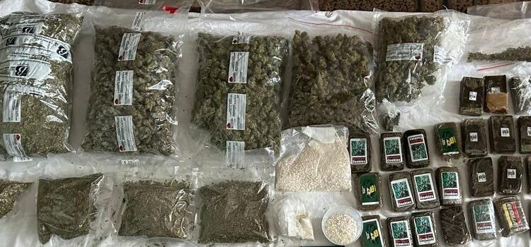 Arestat după ce a pus în circulație droguri în proporții mari