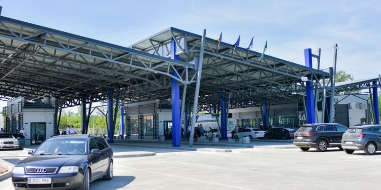 Atenție, călători! Activitatea Postului Vamal Sculeni va fi sistată miercuri