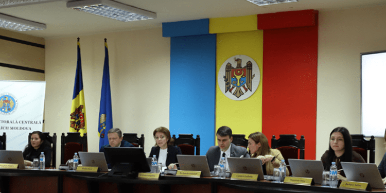 Site nefuncțional, tentative de fraudare și contestarea alegerilor de către membrii partidului „Șansă”. Explicațiile CEC privind incidentele din ziua scrutinului | VIDEO