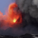 Vulcanul Etna din Sicilia a erupt din nou, luni dimineață: Din crater s-a ridicat o coloană de aproximativ 4.500 de metri