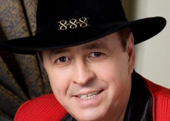 Ion Suruceanu nu a fost transferat la spitalul din Germania: Din cauza stării grave a artistului, medicii nu au dat acordul pentru zbor | VIDEO