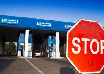 Трагедия на таможне: скончался водитель фуры