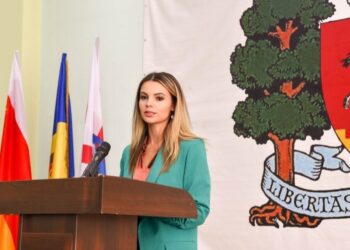 Оргеевская Примэрия солидарна с нуждающимися: в преддверии новогодних праздников 130 малообеспеченных оргеевцев получили финансовую помощь