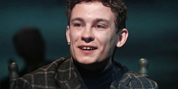 Звезда «Слова пацана» заменит Киркорова в фильме «Иван Васильевич меняет все»