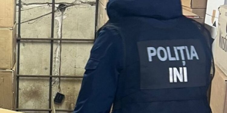 Продавали контрафактный алкоголь и сигареты: обыски на севере страны