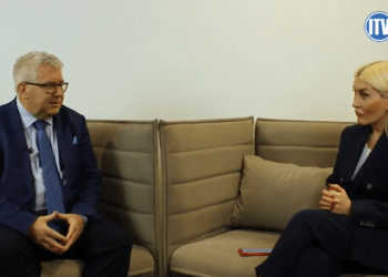 Ричард Чернецкий: Не все члены ЕС хотят, чтобы вы вступили. Не давайте им повода, чтобы дать вам красный свет