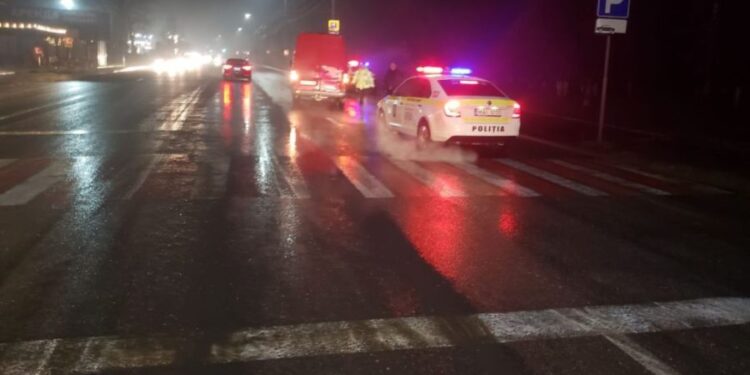 Не разглядел пешехода из-за тумана: в Бельцах на “зебре” сбили женщину