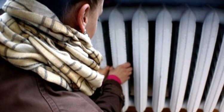 В столице многие семьи сектора Рышкановка остались без отопления