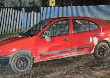 Se deplasa haotic prin localitate și a tamponat un Ford: Un șofer din Sîngerei, prins beat la volan în seara de Crăciun