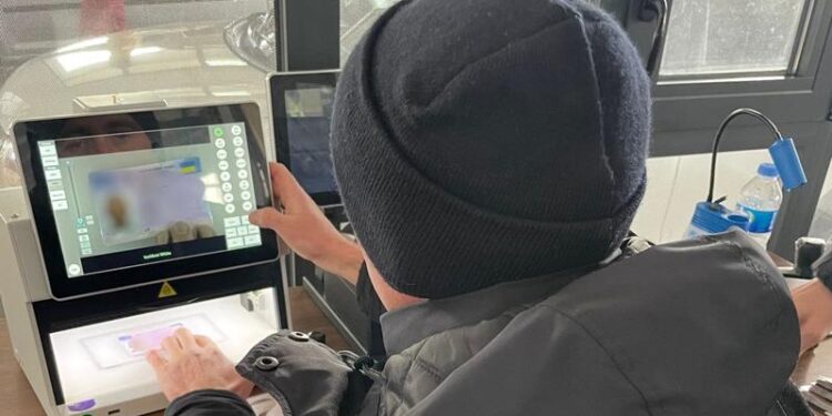 L-a primit „cadou” de ziua de naștere: Un bărbat, prins la frontieră cu un permis de conducere fals