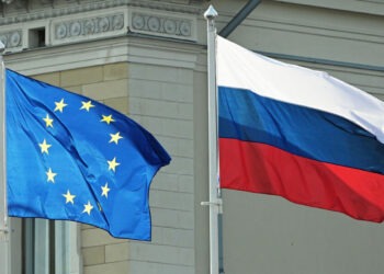Евросоюз утвердил 12-й пакет санкций против России