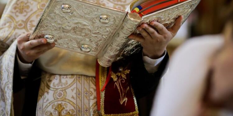 Șase preoți din Chișinău au primit interzis la oficiat slujbe de la Mitropolia Moldovei: Ce acuzații li se aduc