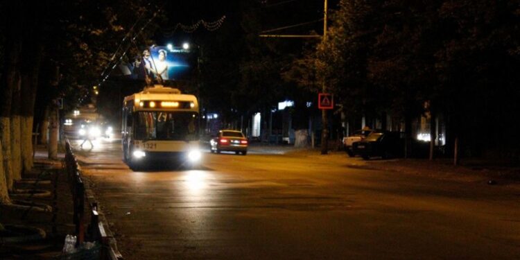 În noaptea de Revelion, transportul public municipal care traversează PMAN va circula în regim special