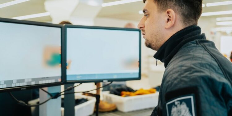 Întorși de la frontieră. 22 de cetățeni străini au primit refuz de intrare în R. Moldova