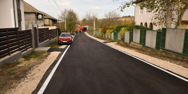 Așteptarea de zeci de ani a locuitorilor din cartierul Nistreana, a luat sfârșit, datorită implicării echipei lui Ilan Șor: Strada Inculeț din Orhei a devenit de nerecunoscut | VIDEO