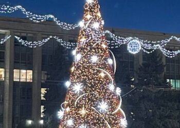 По специальному расширенному графику в новогоднюю ночь курсирует транспорт