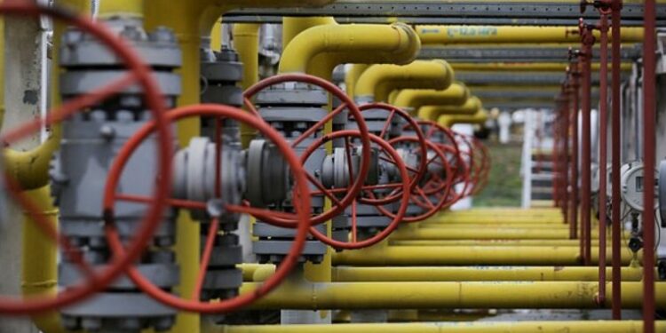 Цены на газ в мире упали до минимума
