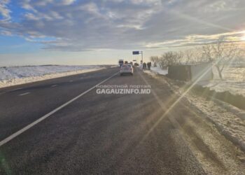 „Водитель уснул за рулем”: Вблизи Комрата перевернулся грузовик