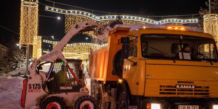 Примар Татьяна Кочу: «Оргеев очищен от снега, меньше чем за день 8 спецмашин вывезли уже более тысячи кубометров снега»