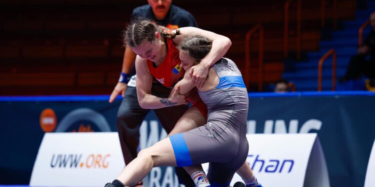 Три спортсменки из Молдовы завоевали серебро и бронзу на соревнованиях по борьбе в Хорватии