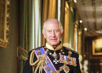 Букингемский дворец сообщил о госпитализации короля Великобритании Карла III и операции принцессы Уэльской Кэтрин